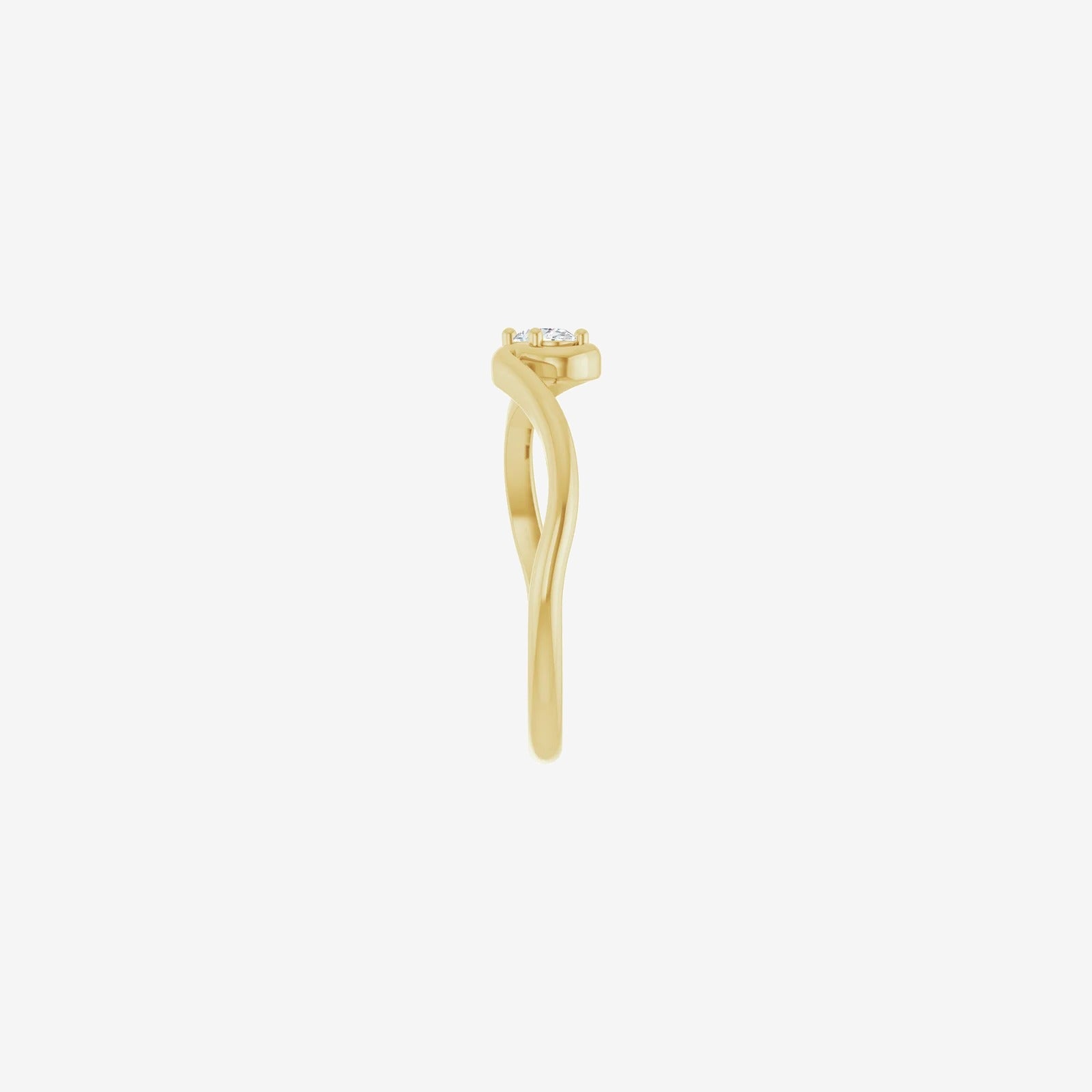 Alessia Solitaire Ring